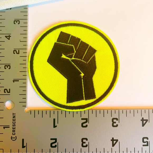 5/$15-NWT Iron On Patch-Black Lives Matter-Fist‎ - Picture 2 of 3